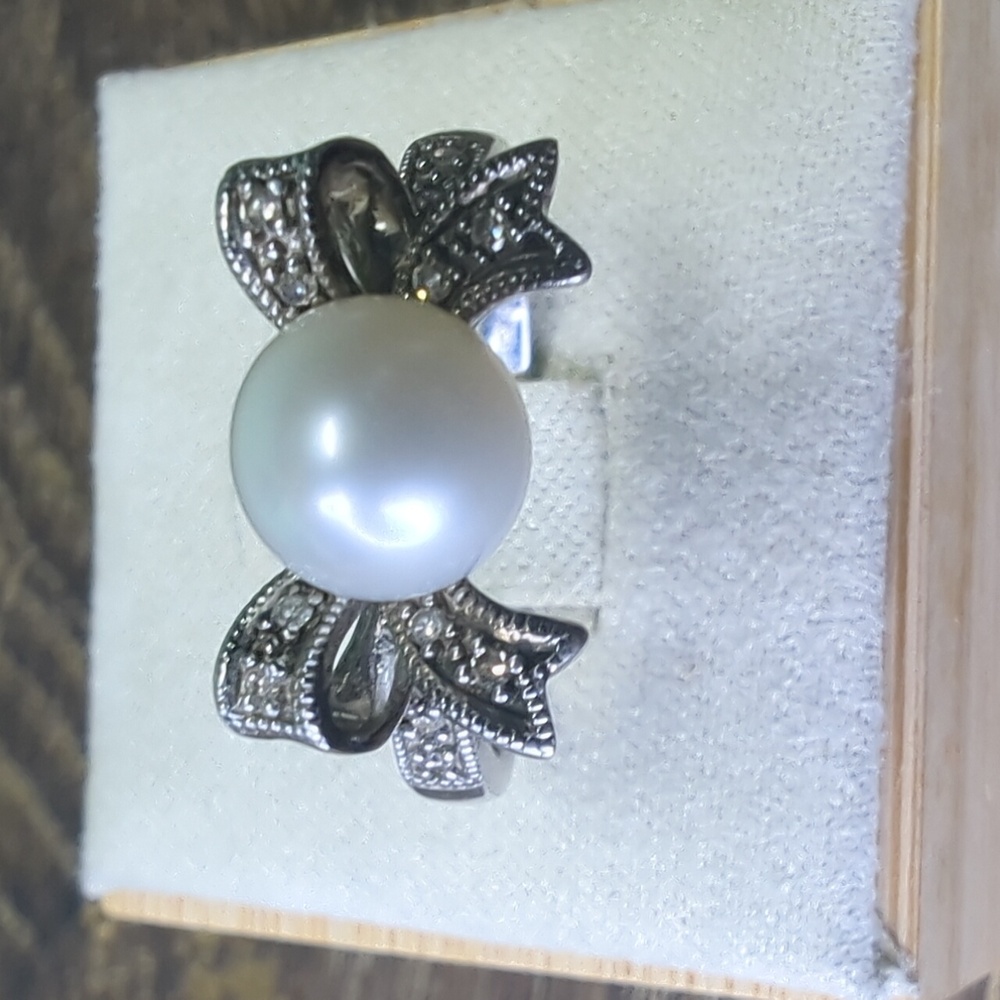 Diamond & Pearl 925 Sterling Silver Bow Ring Size 7 - Picture 6 of 14